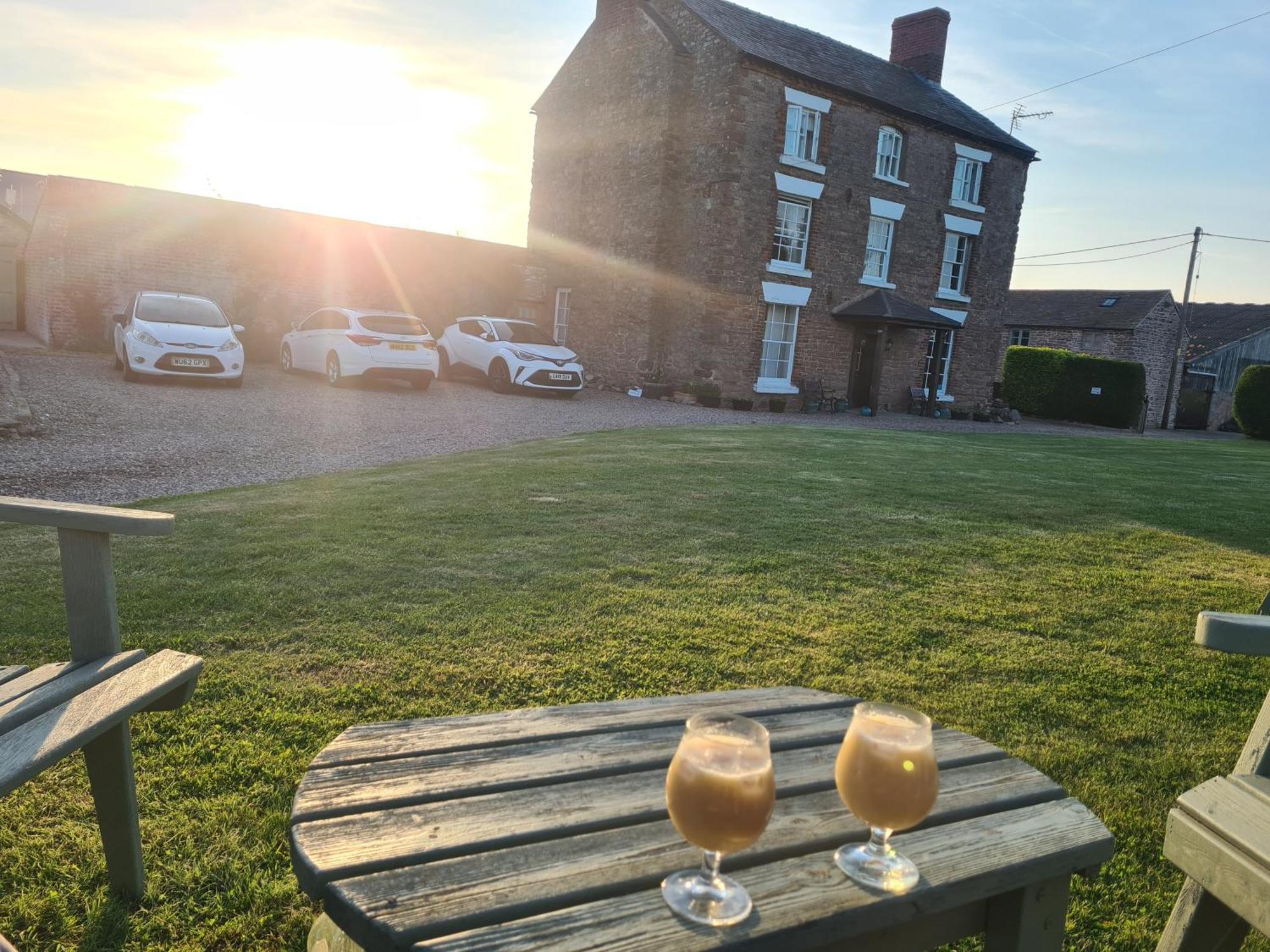 Upper Eyton Farmhouse B&B Shrewsbury Eksteriør bilde